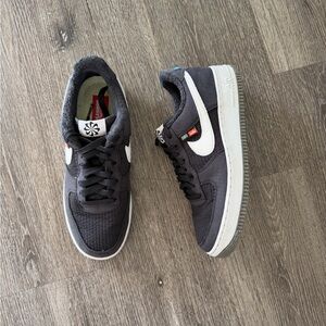 Nike Black and White Athletic Shoes